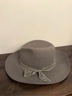 Olive & Pique 100% Wool Gray Wide Brim Rancher Fedora Hat
